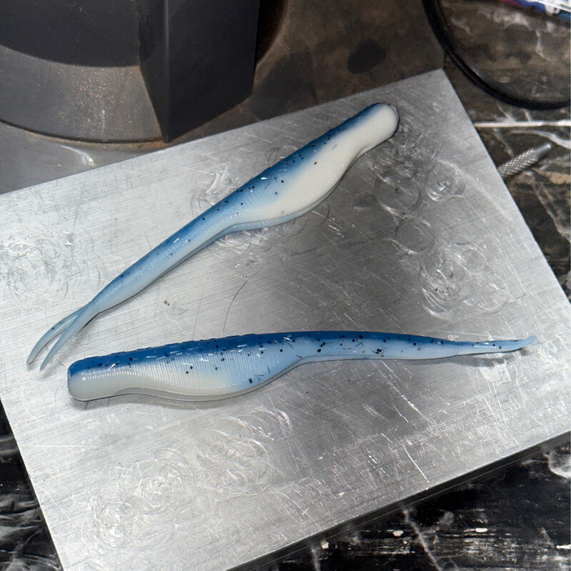 Magnum 6.5 Inch Split Tail Jerk, Blue Ice