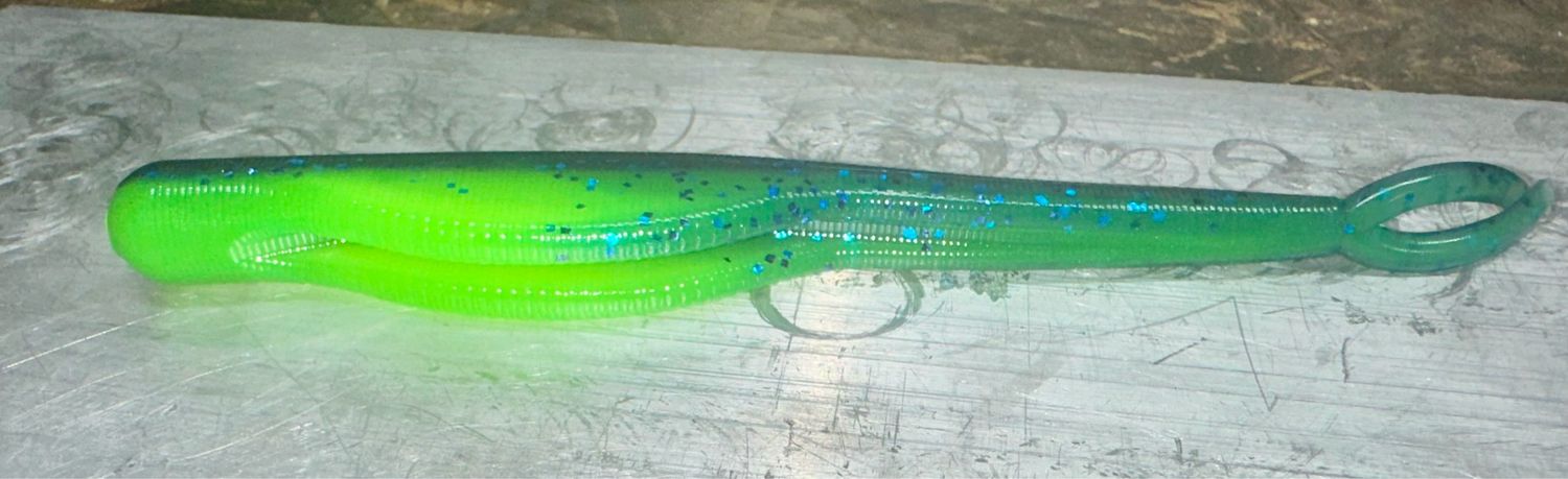 Split Tail Jerk, 5 Inch, Lightning Bug