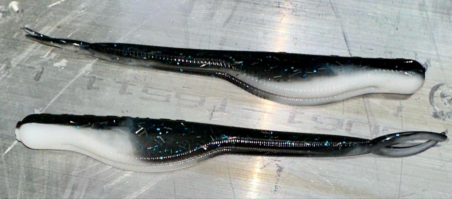 Magnum Split Tail Jerk, Black Ice