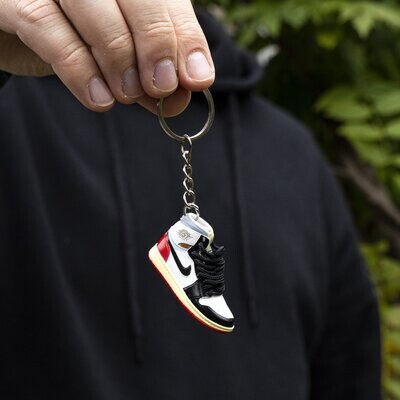 SNEAKR Keychain AJ1 Retro High Union Los Angeles Black Toe