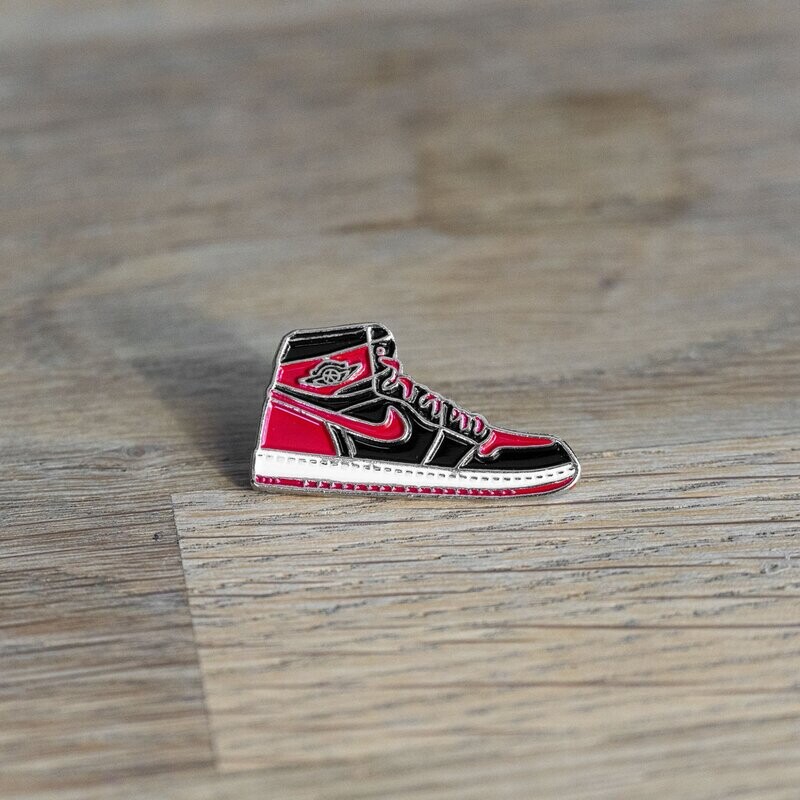 Air Jordan 1 Bred Pin