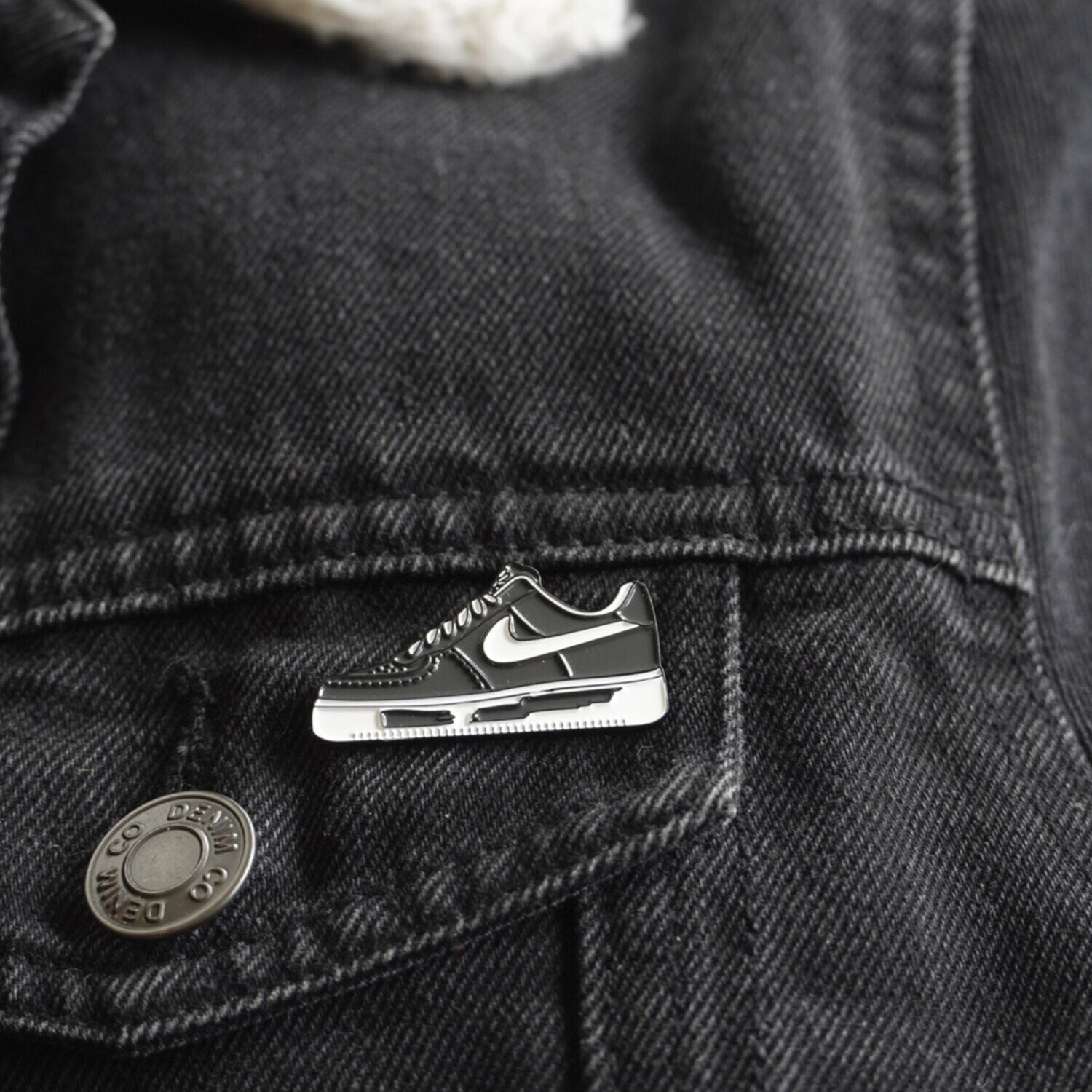 Air Force 1 g-dragon paranoise Pin