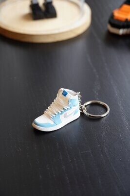 SNEAKR Keychain Air Jordan 1 Hyper Royal