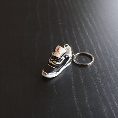 SNEAKR Keychain Air Jordan 3 Black Cement
