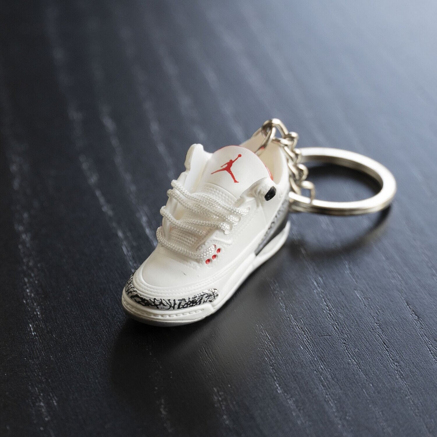 SNEAKR Keychain Air Jordan 3 White Cement