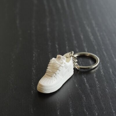 SNEAKR Keychain Air Force 1 White