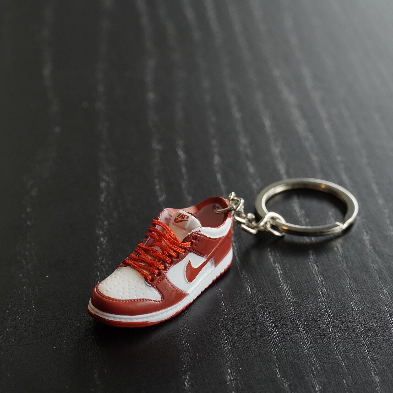 SNEAKR Keychain Dunk low University Red