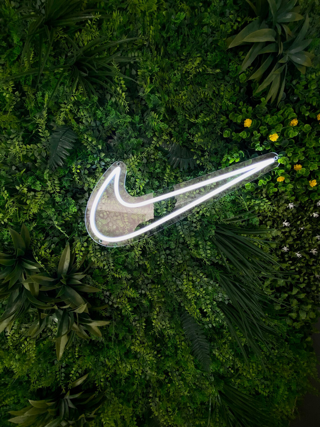 Nike Swoosh Logo Neon Led