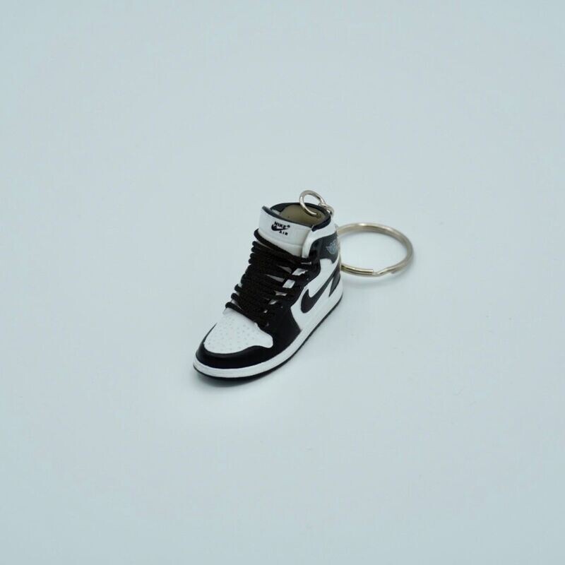 SNEAKR Keychain Jordan 1 Retro High 85 Black White