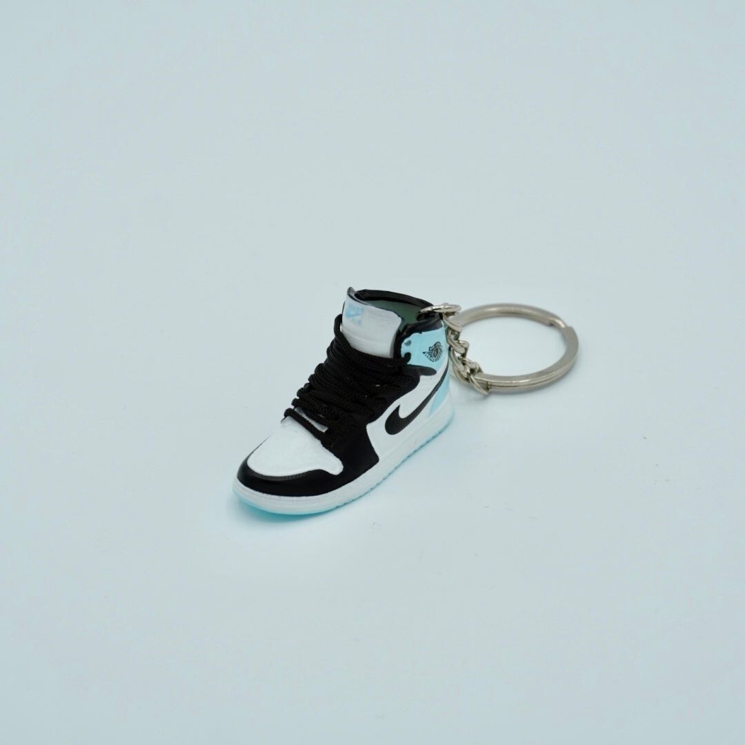 SNEAKR Keychain Jordan 1 Retro High Igloo