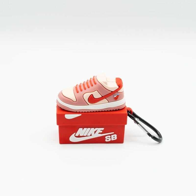 SNEAKR Airpods Pro Case SB Dunk Strange love