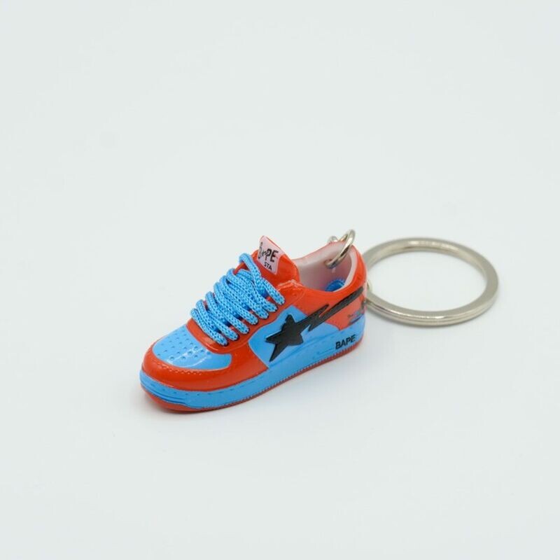 SNEAKR Keychain Bapesta Marvel Spiderman