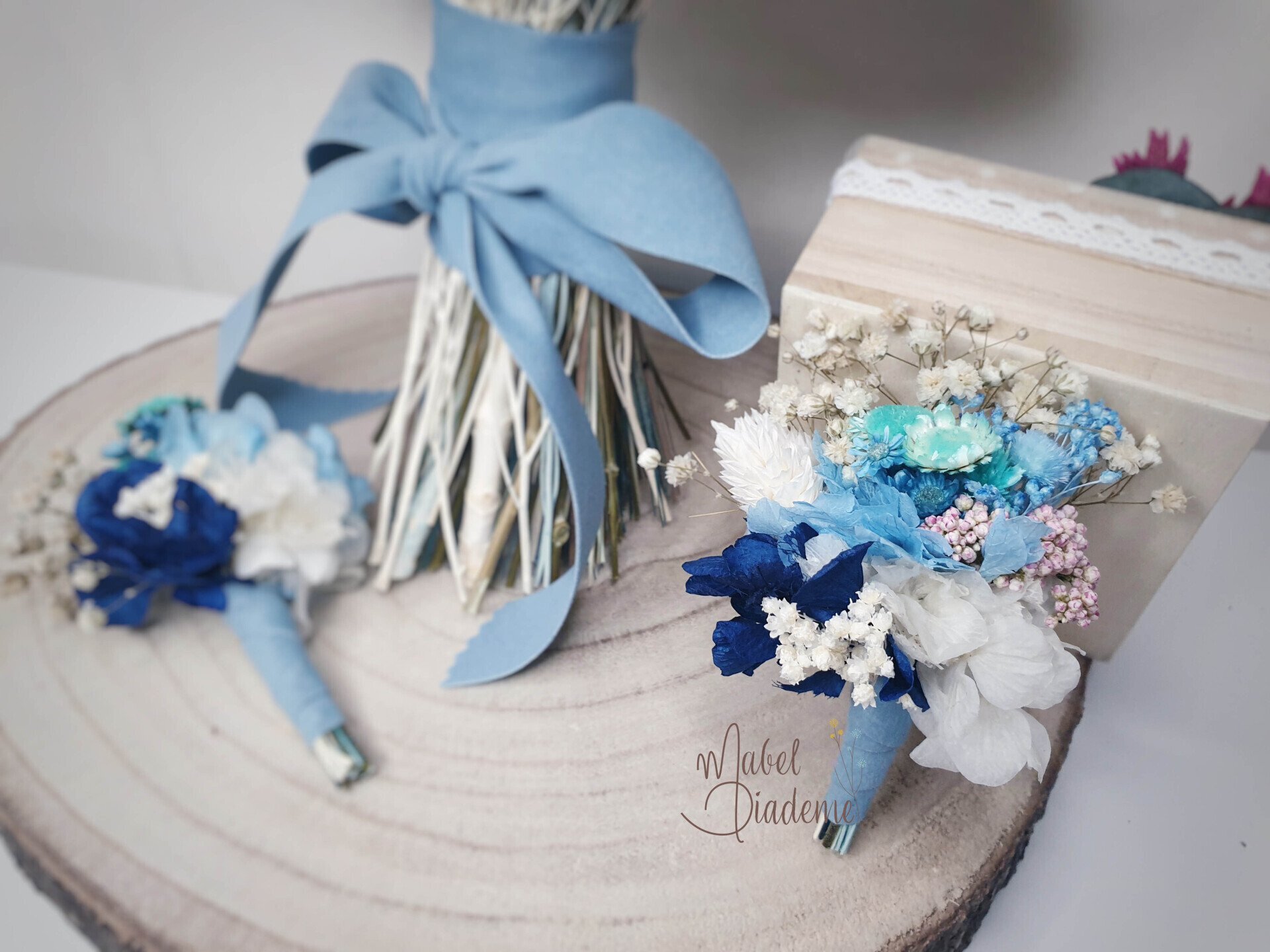 Bouquet ramo de novia flores preservadas azul klein