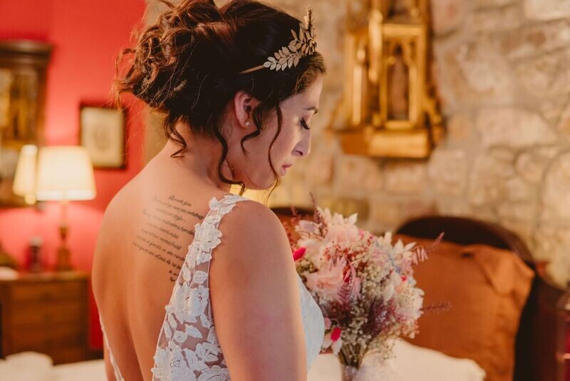 Ramo de novia flores preservadas  asimétrico rosa bebé y azul celeste