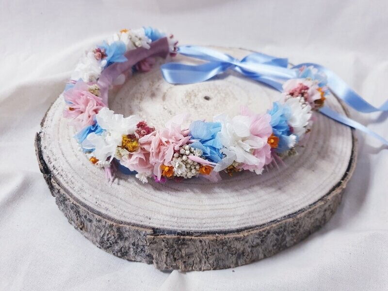 Corona comunión abierta lazada flores preservadas azul celeste