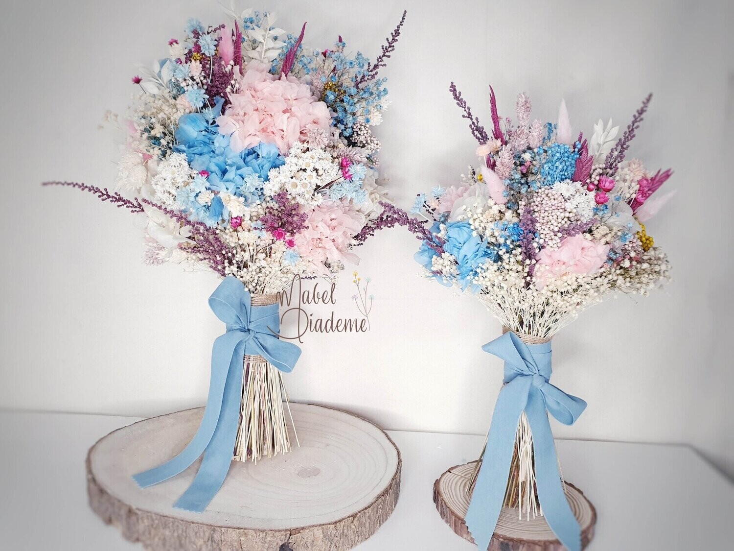 Ramo de novia flores preservadas azul celeste