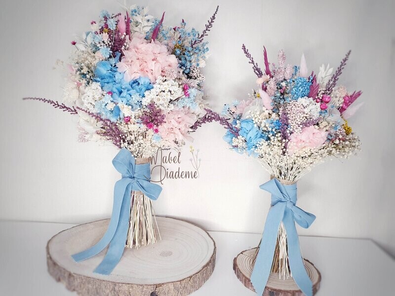 Ramo de novia flores preservadas azul celeste