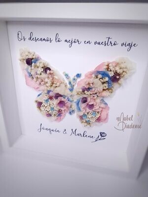 Cuadro Personalizado de Mariposa con Flores Preservadas – Regalos bonitos