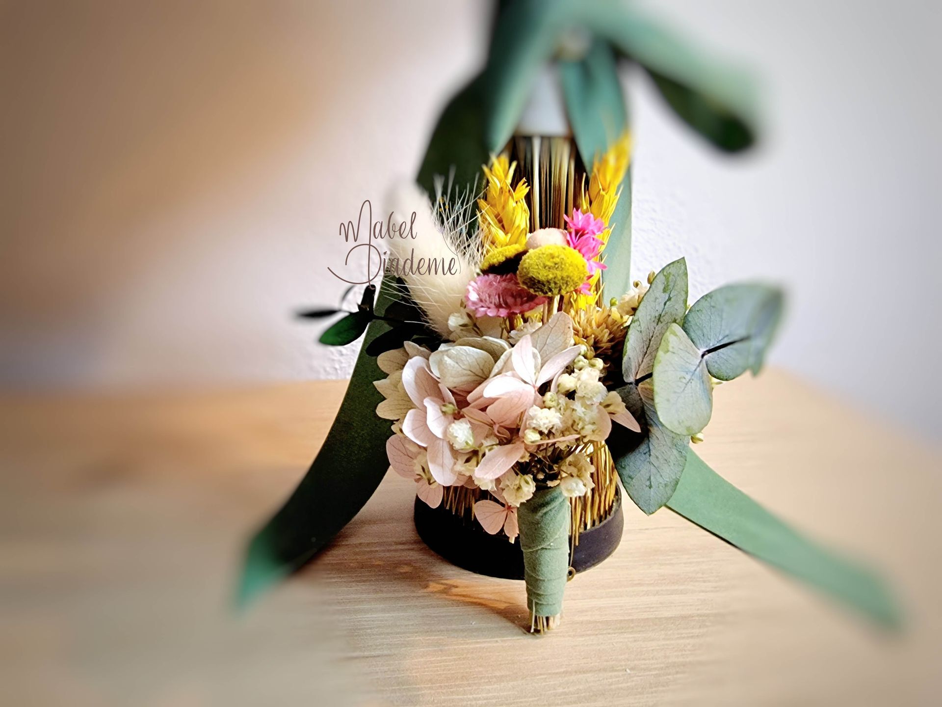 Ramo de novia silvestre tonos amarillos flores preservadas campo