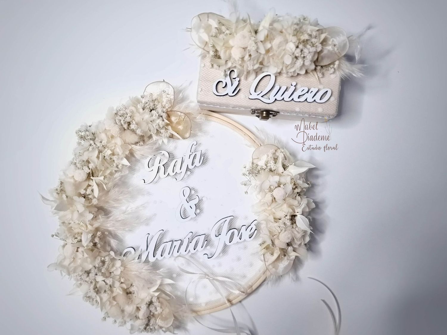 Porta alianzas bastidor estilo boho chic flores preservadas pampa