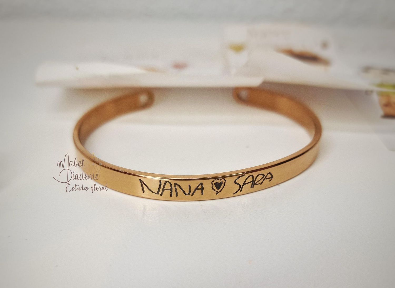 Brazalete  6 mm grabado MANUSCRITO