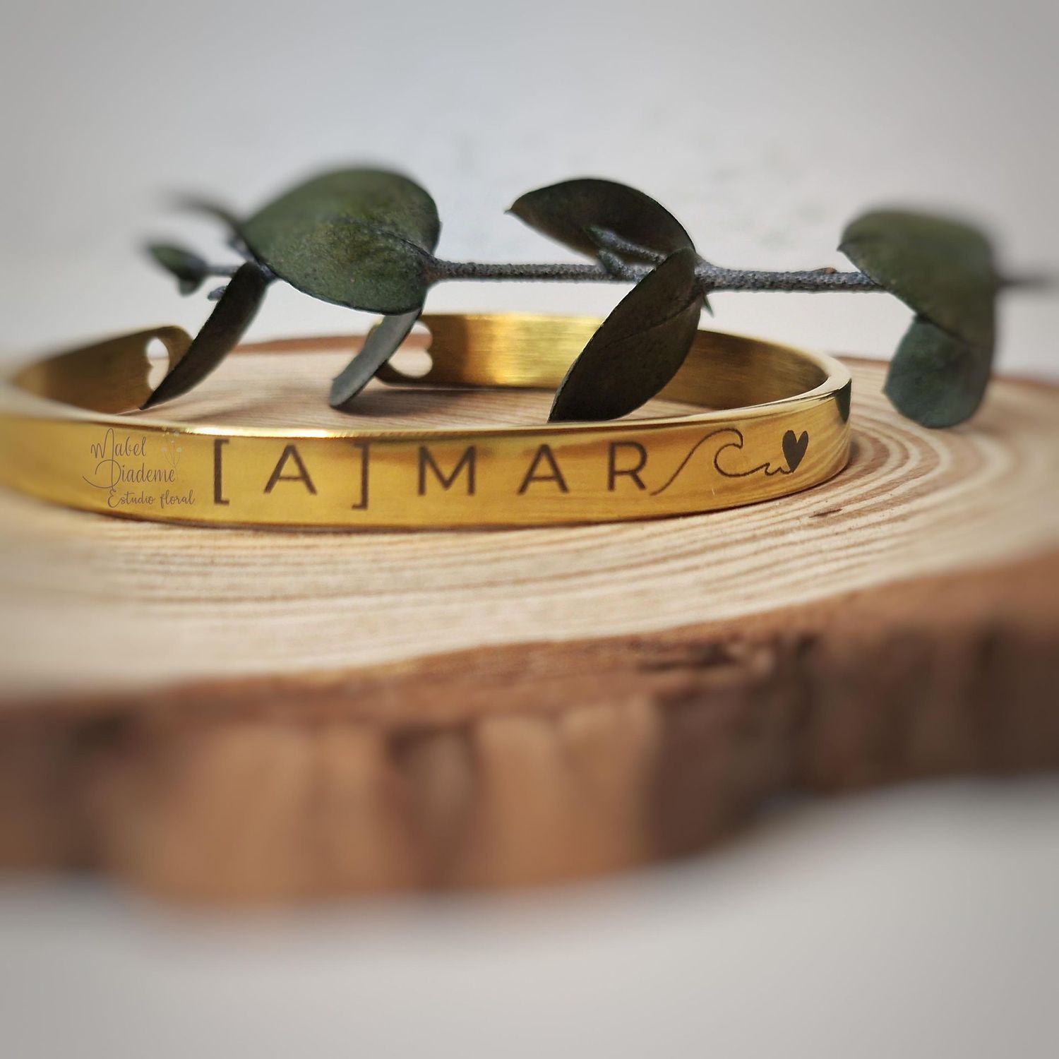 Pulsera brazalete SOLIDARIA frases motivadoras grabado láser regalos bonitos y originales