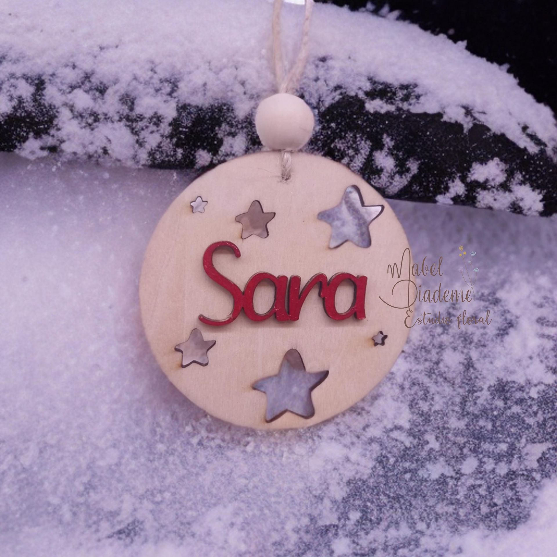 Adorno bola navideña madera nombre personalizado regalos bonitos