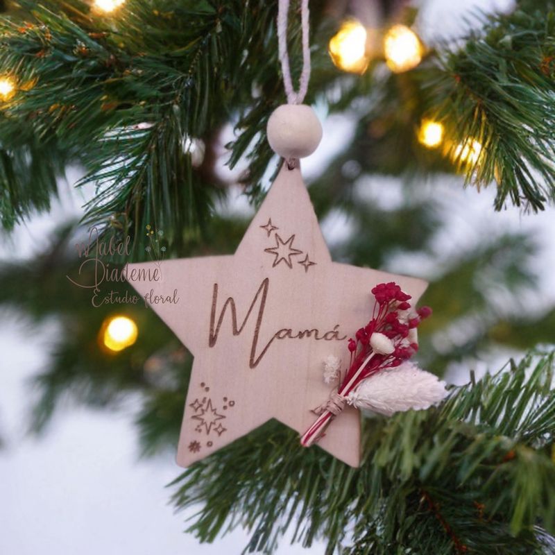 Estrella en madera adorno navideño árbol con nombre personalizado