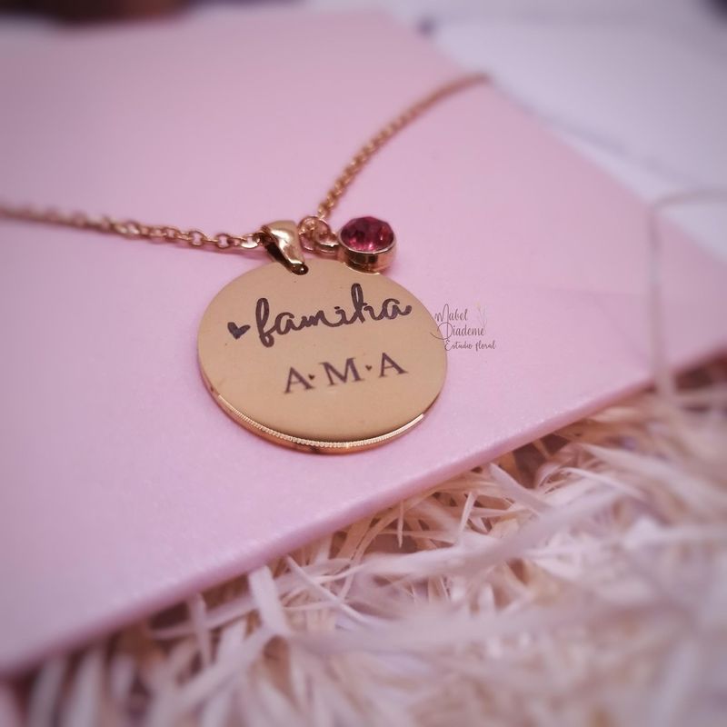 Collar medalla 25mm dorado grabado personalizado familia  regalos bonitos y originales