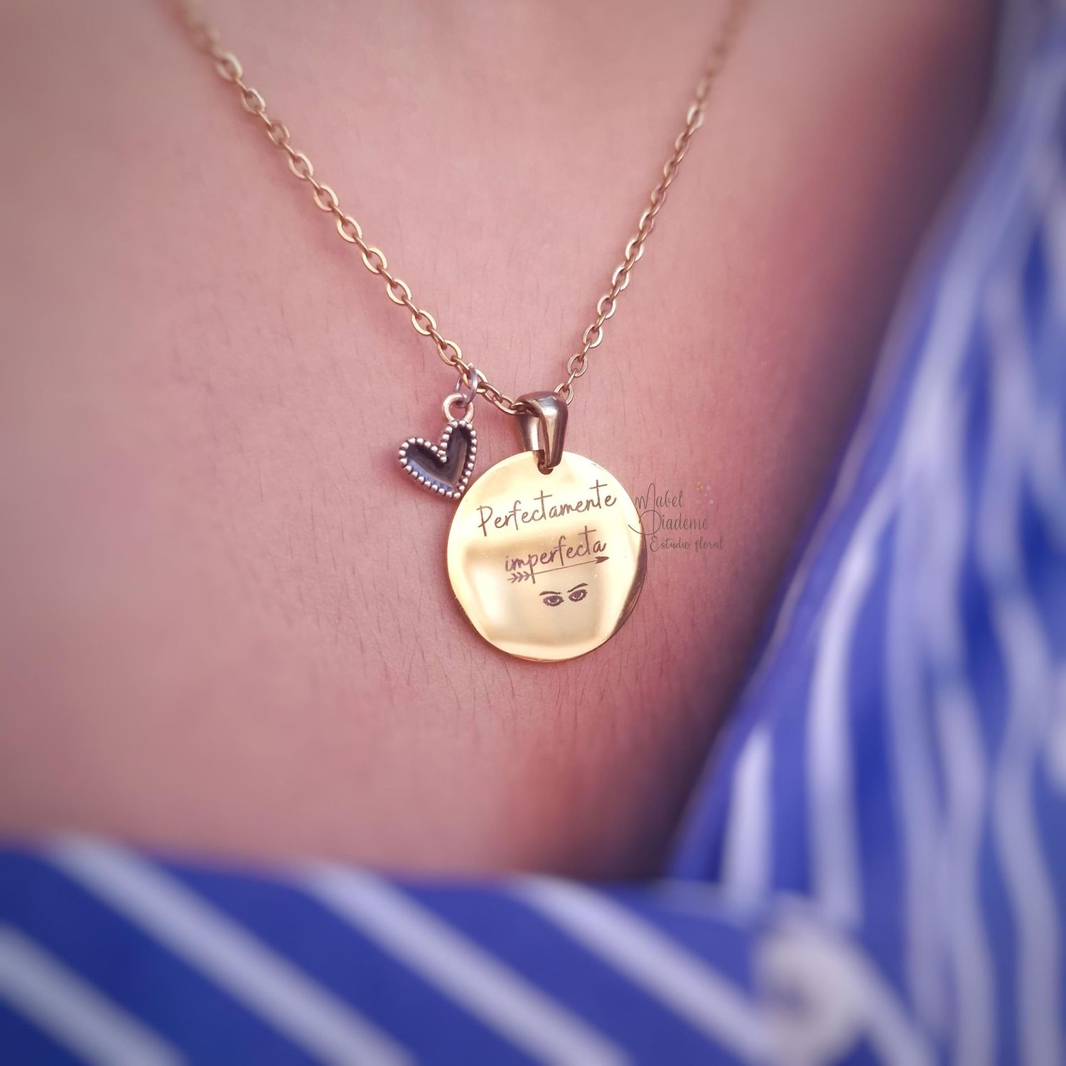 Collar medalla dorada 20 mm personalizado regalos bonitos