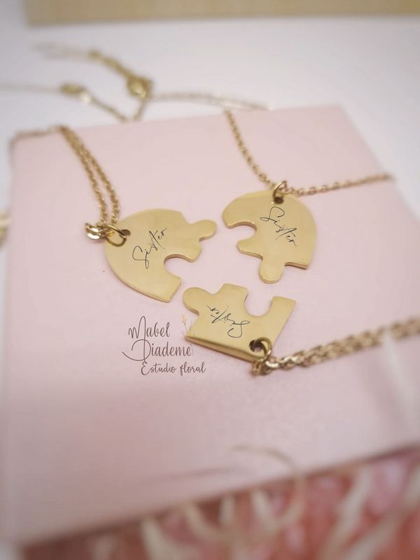 Colgante corazón dorado  dividido regalos bonitos para pareja amigas grabado personalizado