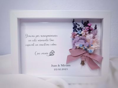 Cuadro con Ramillete de Flores Preservadas – Regalo único y personalizado