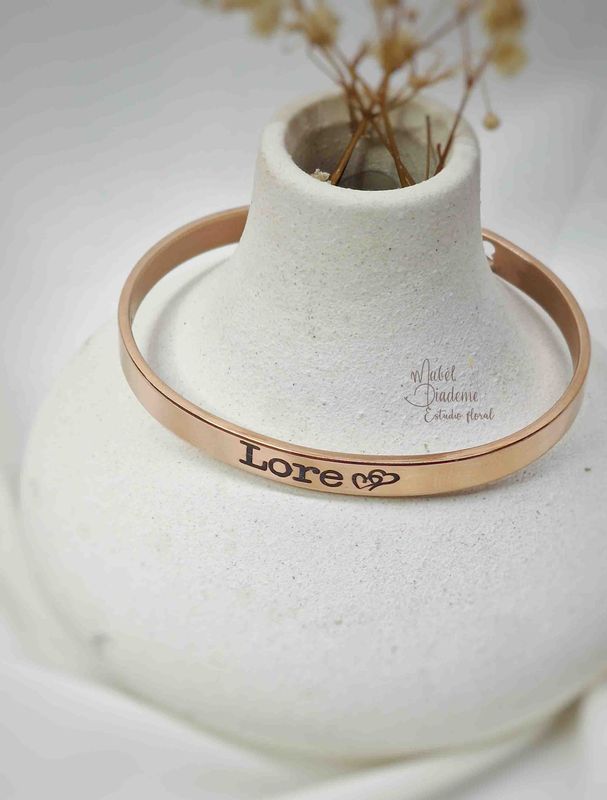 Pulsera personalizada de acero con grabado y dedicatoria – Regalo original con cajita por 19,90€