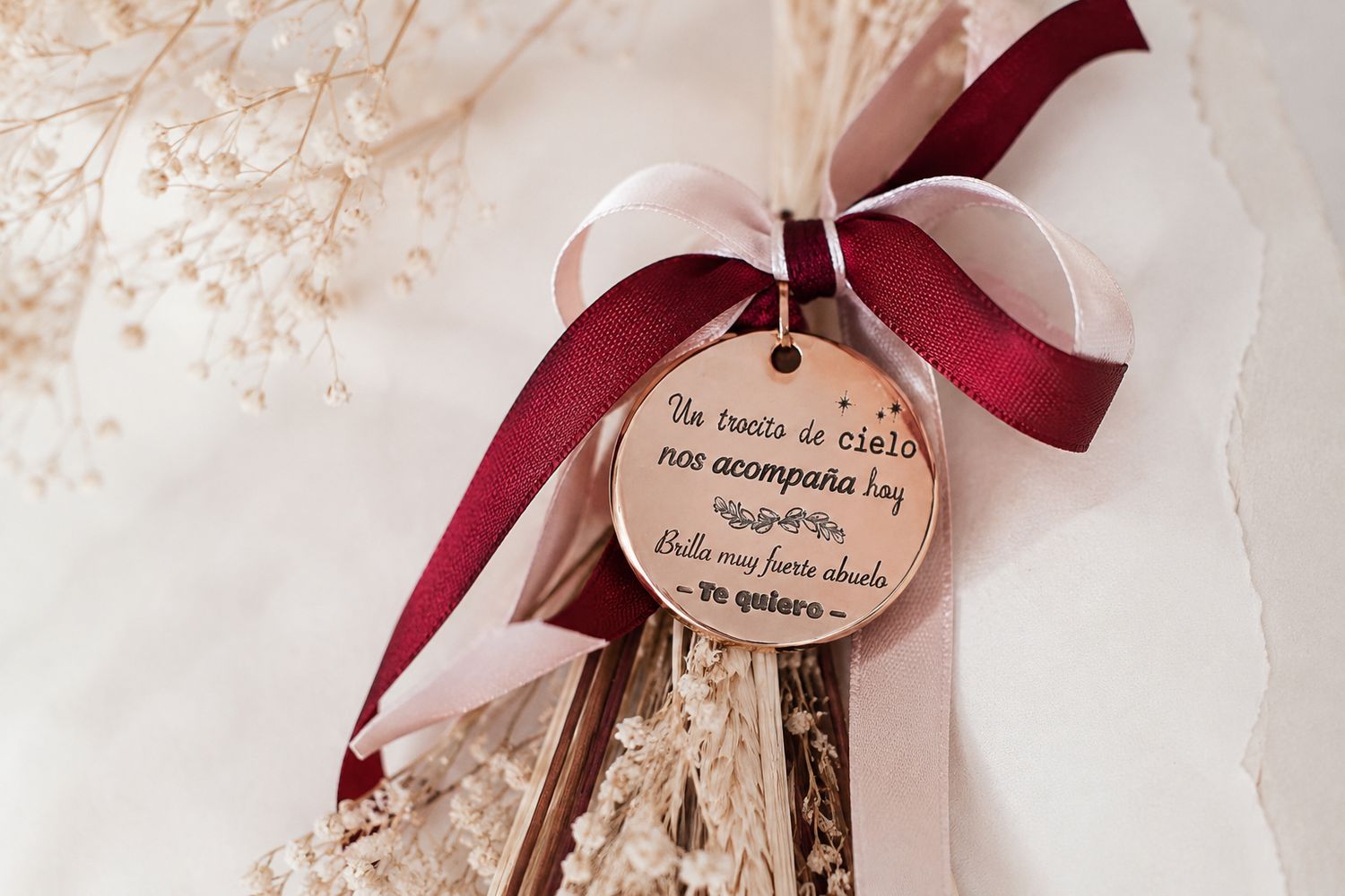 Medalla para ramo de novia grabada personalizada Medalla para ramo de novia grabada personalizada