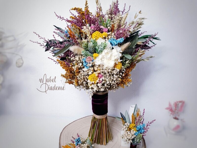 Bouquet novia preservado burdeos mostaza y azul