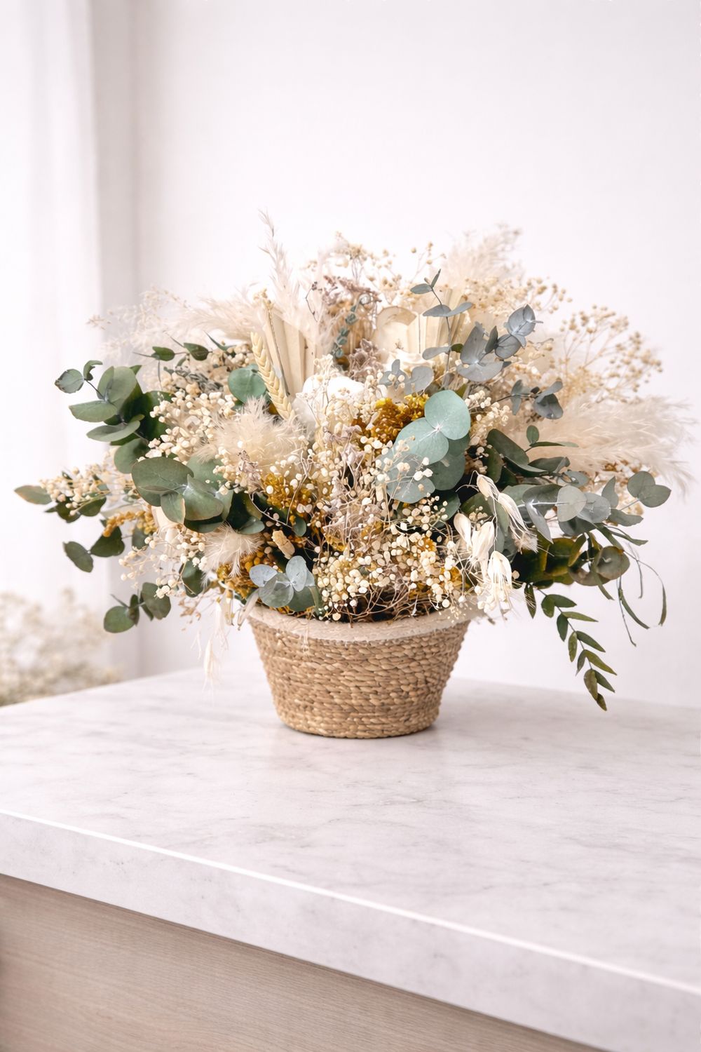 Cesto de yute estilo boho chic nórdico flores preservadas