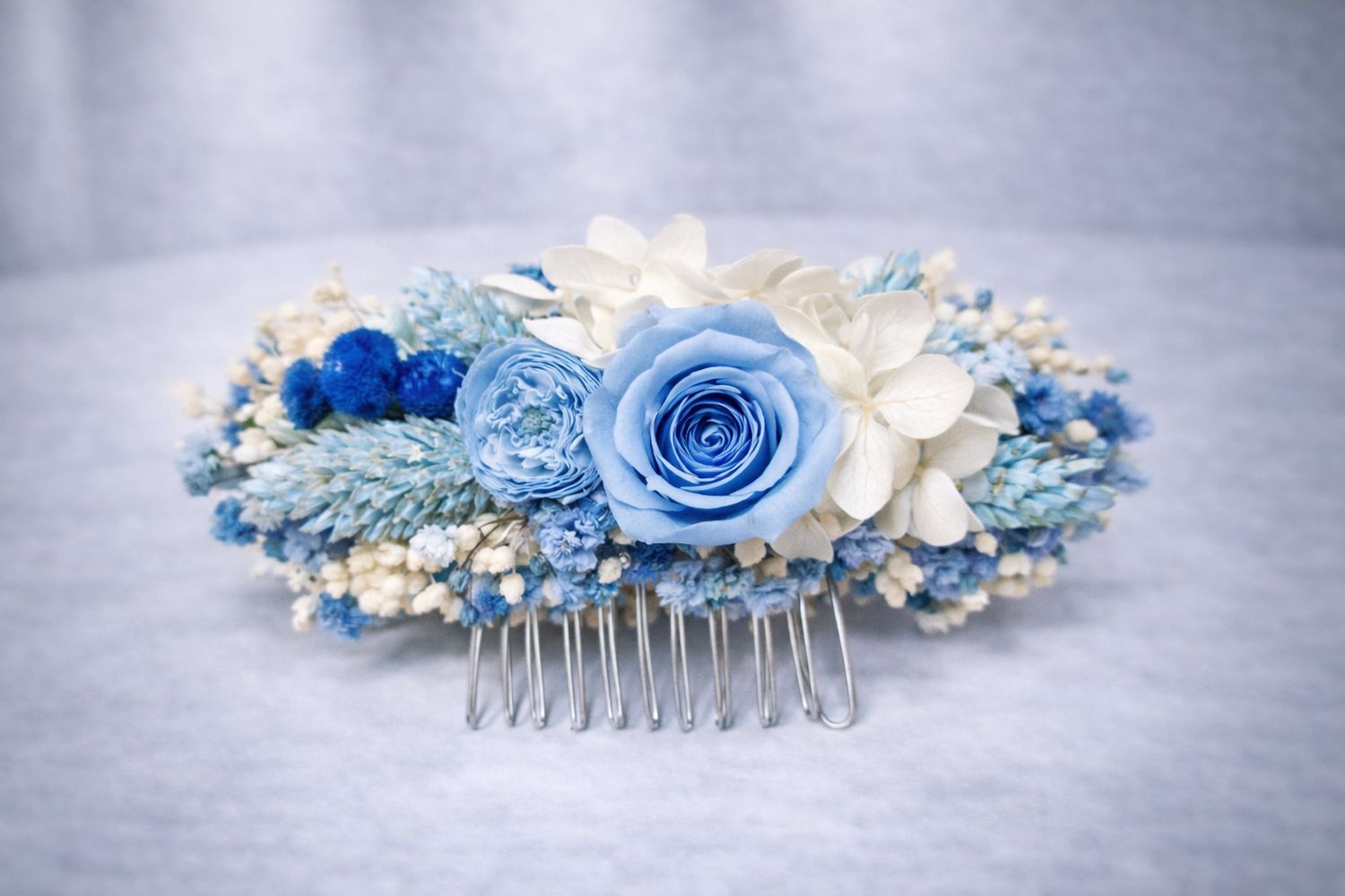 Tocado huertana peineta flores preservadas