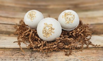 Oat and Milk Bath Bomb