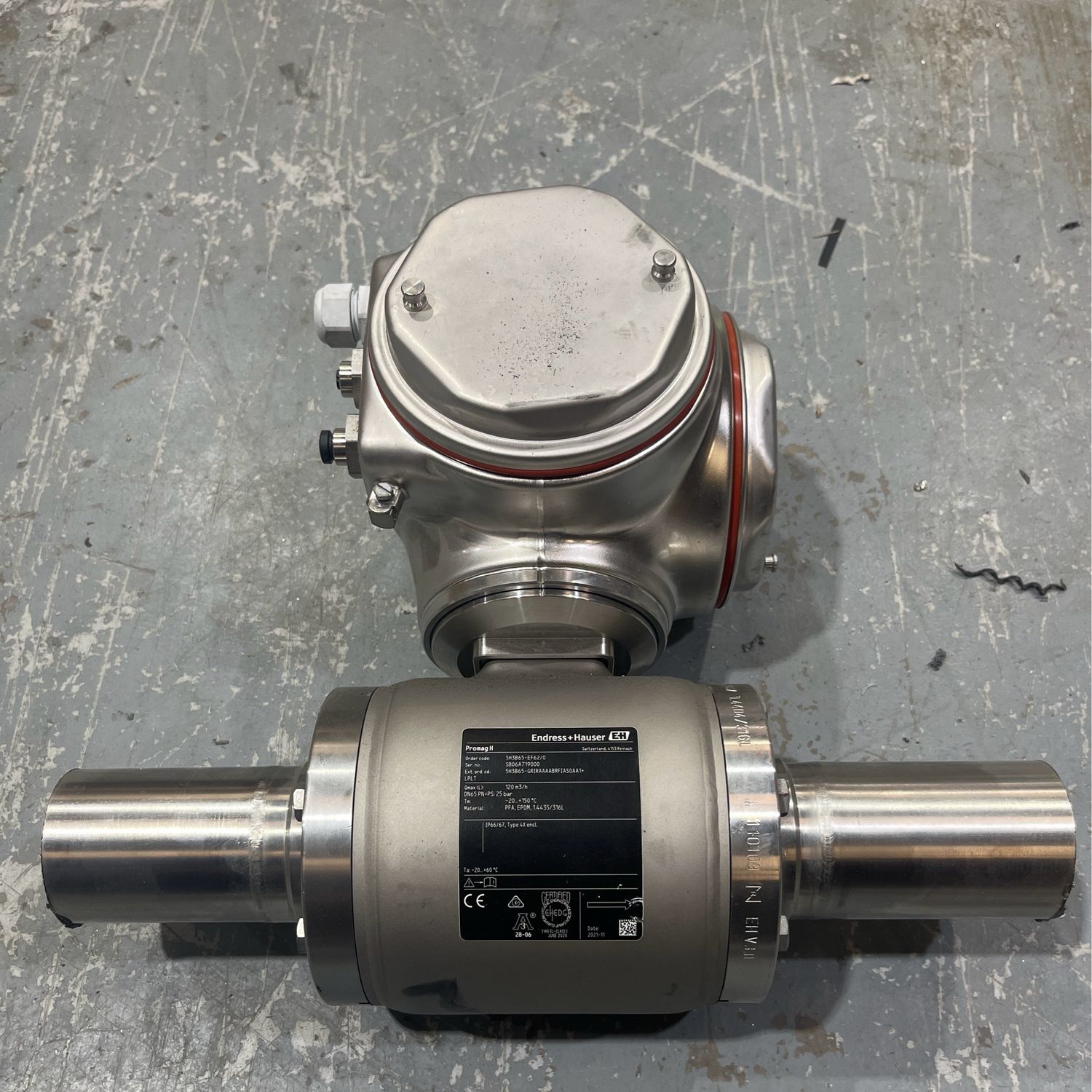 E&amp;H Promag 300 Flow Meter
