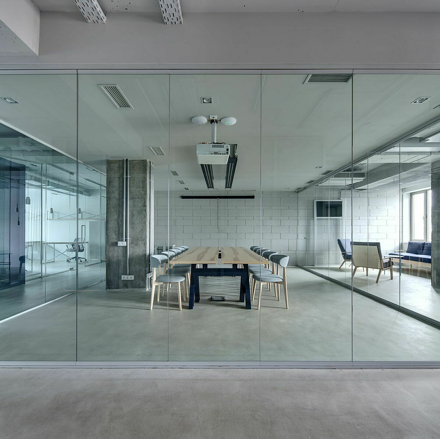 Single Glazed Glass Store | KM Glass Design