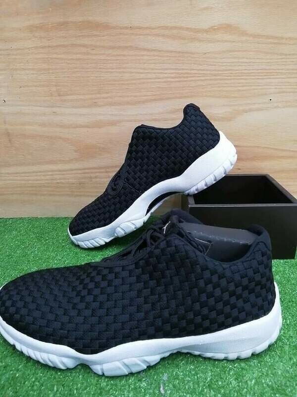 Jordan - Future - Negro