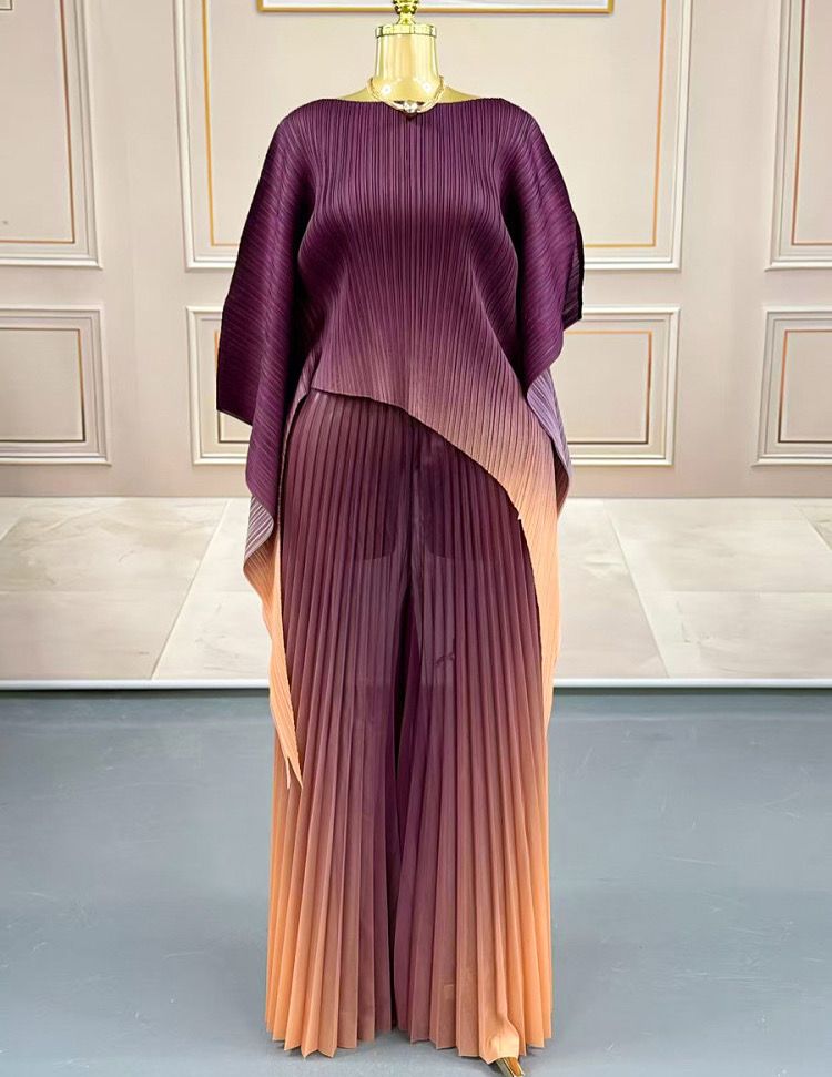 Gradient Pleated Set