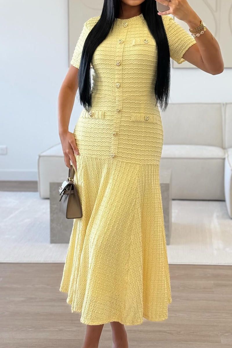 Button Middress