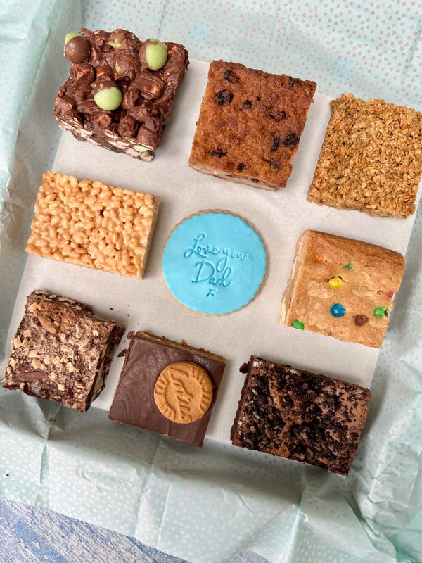 Tray Bake Treat Box