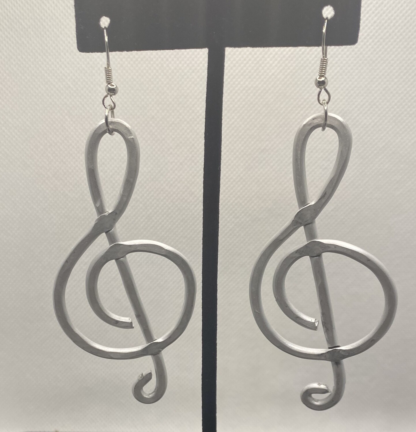MHD signature Clef note earrings-5 inch