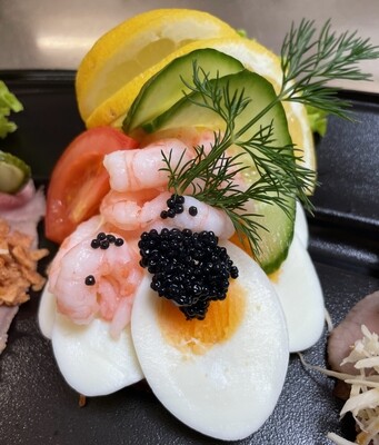 Æg, rejer og mayonnaise