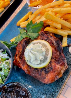 Grillet Tomahawk steak