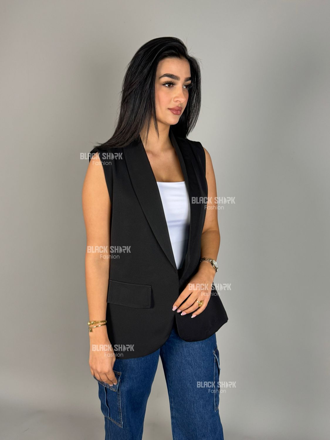 Sleeveless Long Vest, Color: Black