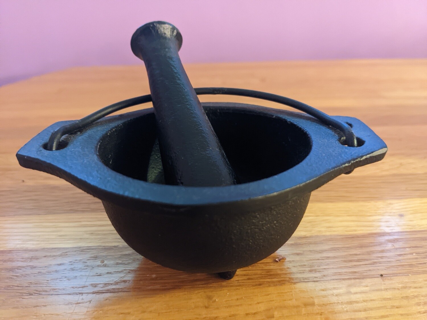 Cast Iron Mortar and Pestle (with handle)