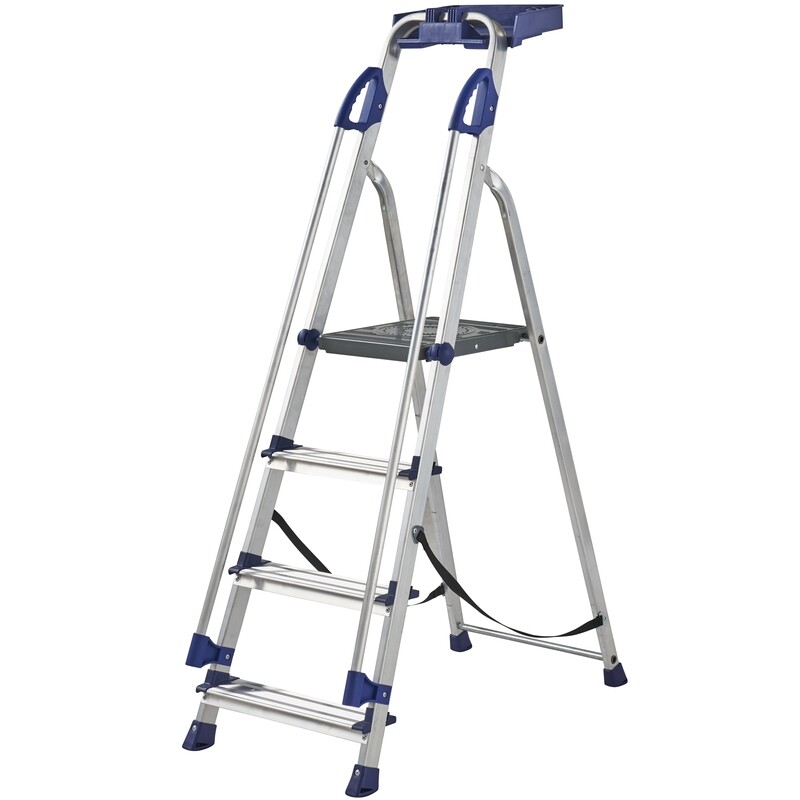 WERNER WORKSTATION PLATFORM STEPLADDER 4 TREAD